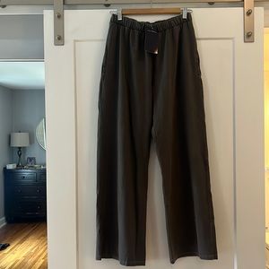 Brandy Melville Anastasia Sweatpants